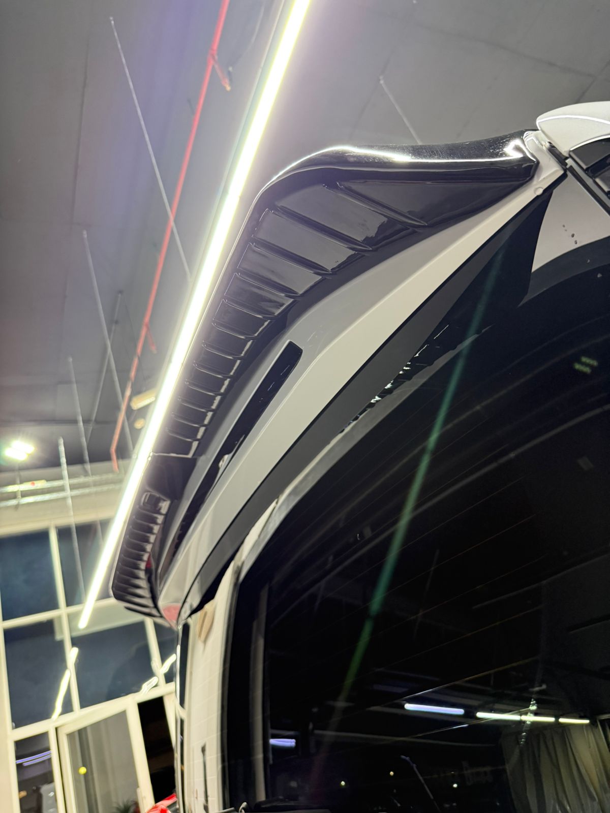 G700 Rear Spoiler